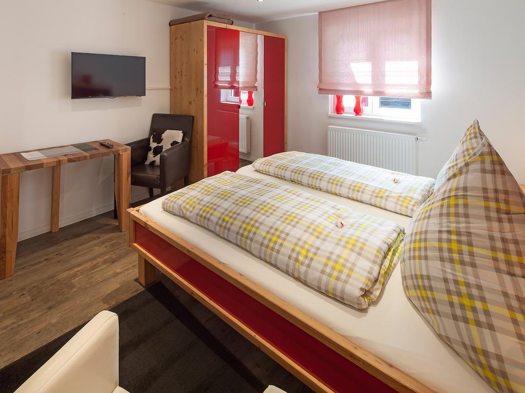 Ferienwohnungen Weidach Oberstdorf Room photo